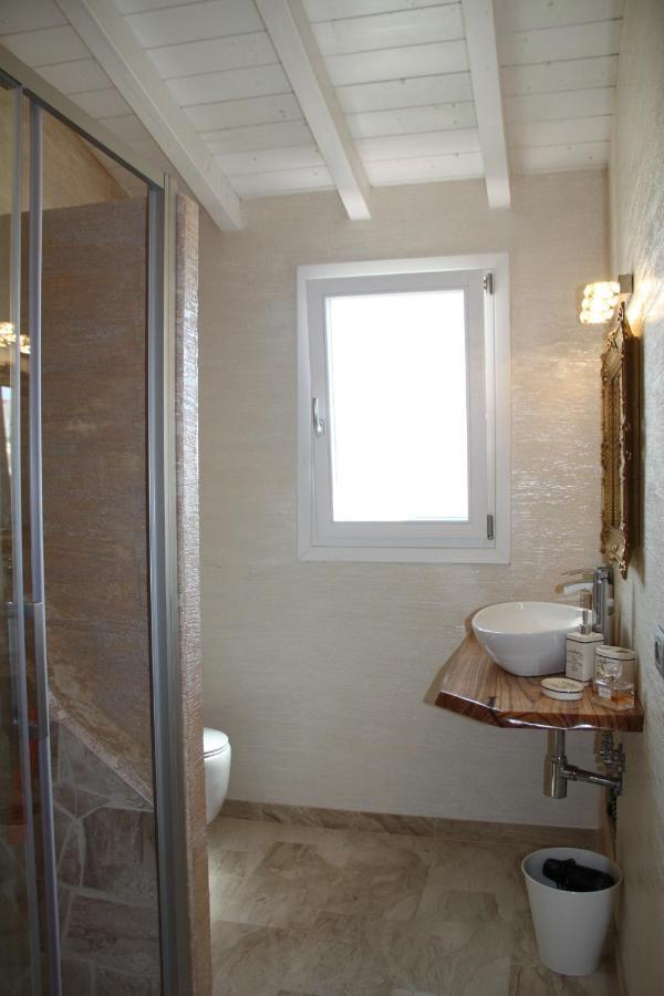 R House Будоні Екстер'єр фото